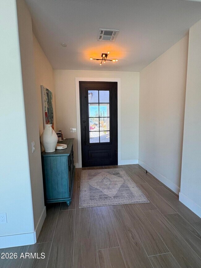 6896 E Lomas Verdes Dr in Scottsdale, AZ - Building Photo - Building Photo