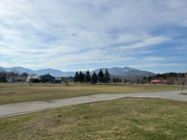31 Highlander Dr in Jeffersonville, VT - Foto de edificio - Building Photo