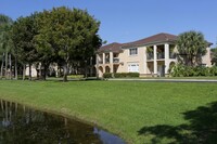 Aventine at Miramar Apartments in Miramar, FL - Building Photo - Building Photo