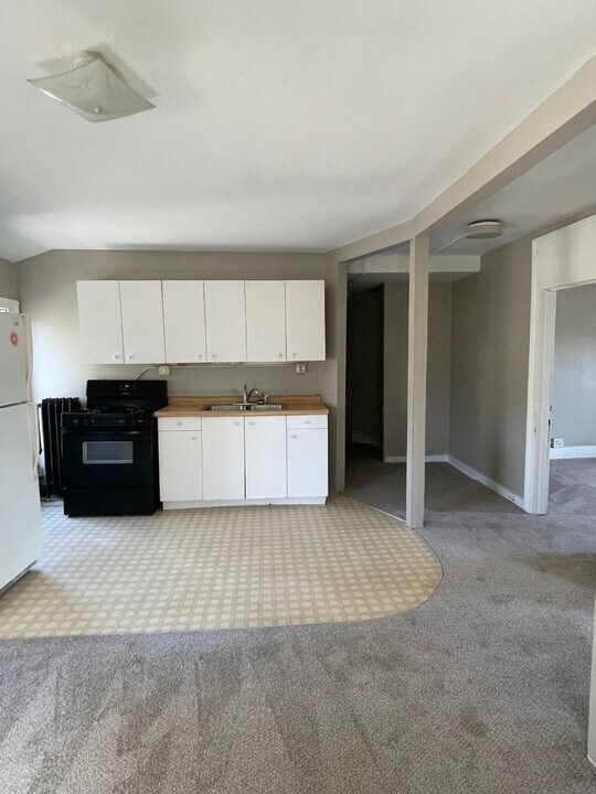 316 Maple Ave in Waukesha, WI - Building Photo