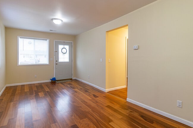 2730 9th St in Rockford, IL - Building Photo - Building Photo