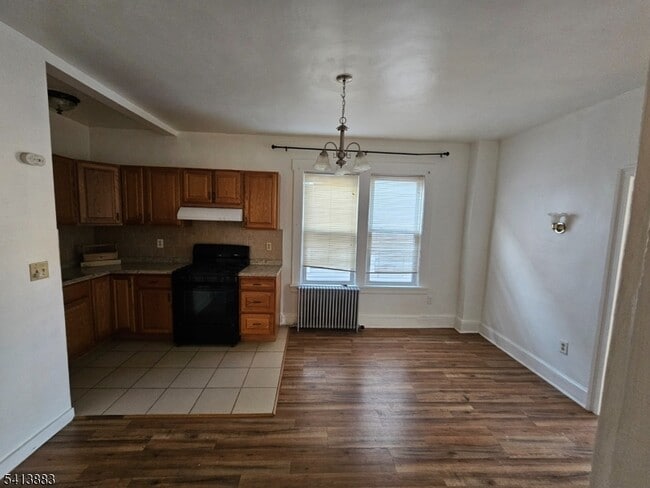 63 Hammond Ave in Passaic, NJ - Building Photo - Building Photo