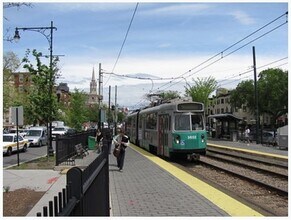 448 Park Dr, Unit 10 in Boston, MA - Foto de edificio - Building Photo