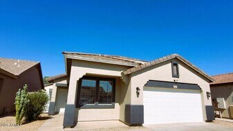 28057 N Quartz Dr in Queen Creek, AZ - Building Photo