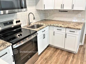 833 61st Ave NE in St. Petersburg, FL - Building Photo - Building Photo