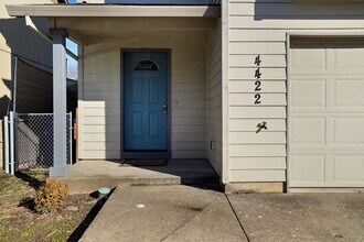 4422 Remington Pl NE in Salem, OR - Building Photo - Building Photo