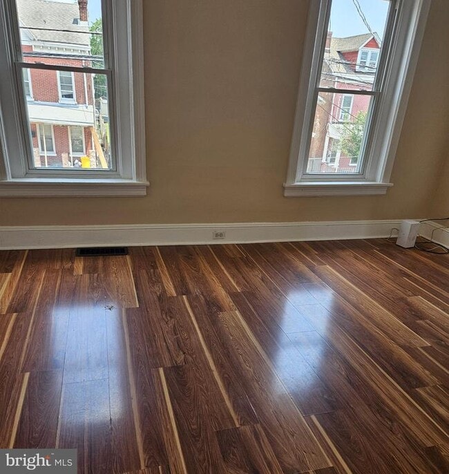 45 S Olden Ave in Trenton, NJ - Building Photo - Building Photo