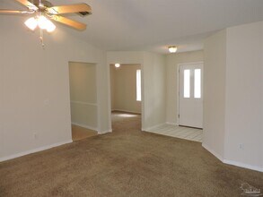 2052 Southwind Cir in Pensacola, FL - Building Photo - Building Photo