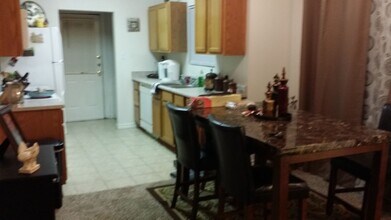 2405 Berger Dr in Bryan, TX - Building Photo - Building Photo