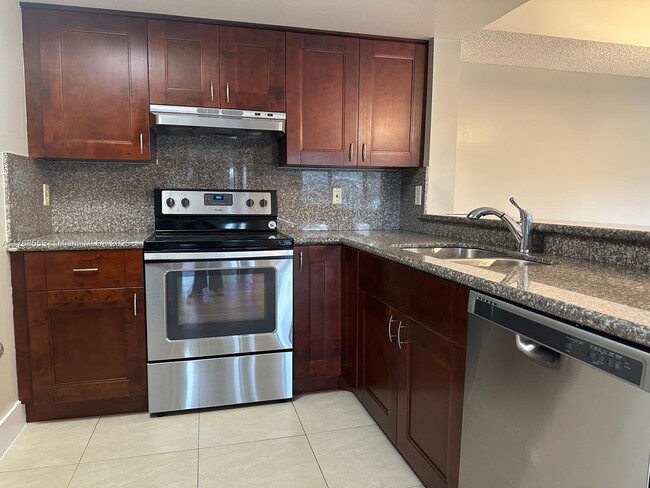 9122 W Atlantic Blvd, Unit 724 in Coral Springs, FL - Building Photo - Building Photo