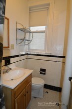 1810 Commonwealth Ave in Boston, MA - Building Photo - Building Photo