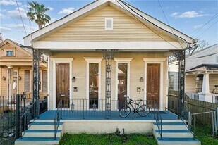 1123 Hillary St in New Orleans, LA - Building Photo