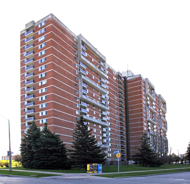 Wingarden Court in Toronto, ON - Building Photo - Primary Photo