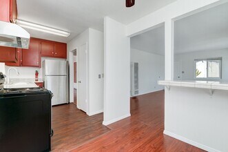 617-617 Truly Terrace in Vista, CA - Building Photo - Building Photo