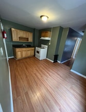 87 Clifton Ave in Newark, NJ - Building Photo - Building Photo