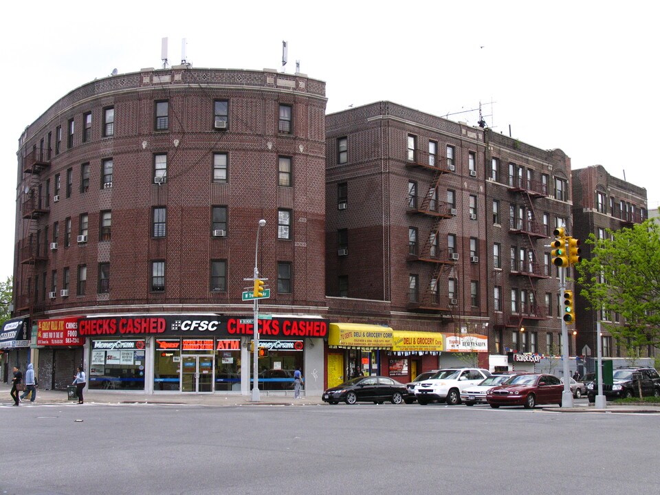 1805 Dr Martin L King Jr Blvd in Bronx, NY - Foto de edificio