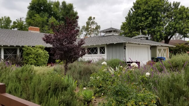 property at 6029 Greenbush Ave