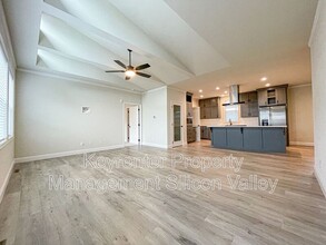 164 El Bosque St in San Jose, CA - Building Photo - Building Photo