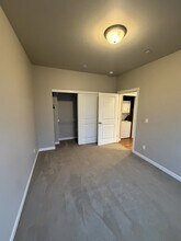 8872 Depot Rd in Lynden, WA - Building Photo - Building Photo