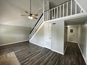 120 Perry Ln in Central, SC - Building Photo - Building Photo