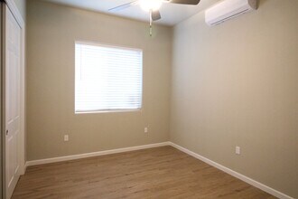 6010 E Sussex Way in Fresno, CA - Building Photo - Building Photo