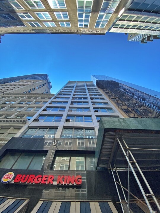 Fulton Plaza Apartments in New York, NY - Foto de edificio