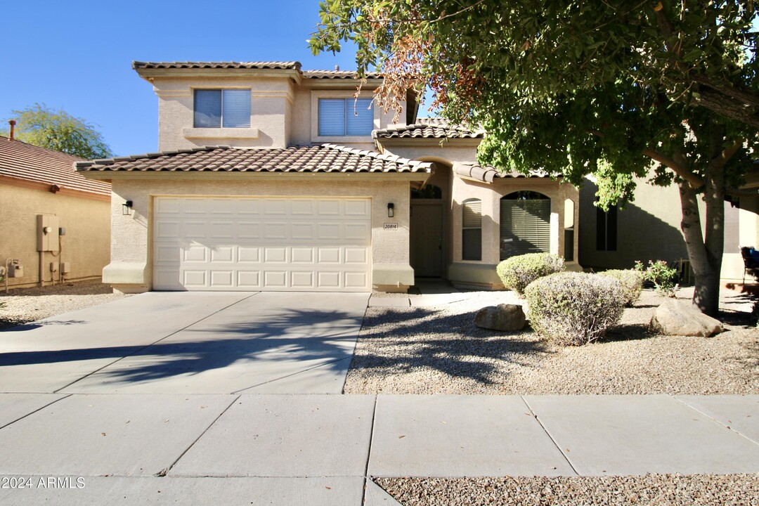 20814 N 38th St in Phoenix, AZ - Building Photo