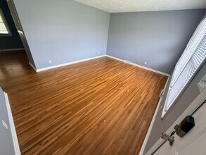 1134 Oakwood Dr in Lexington, KY - Building Photo - Building Photo