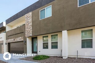 2000 N 36th St in Phoenix, AZ - Building Photo