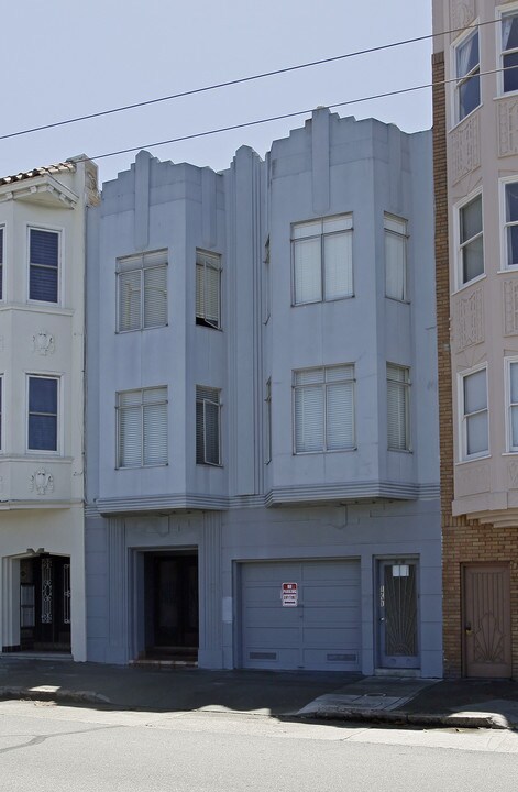 1731 Chestnut St in San Francisco, CA - Building Photo