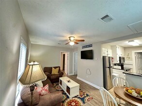 1701 17th St in Galveston, TX - Building Photo - Building Photo