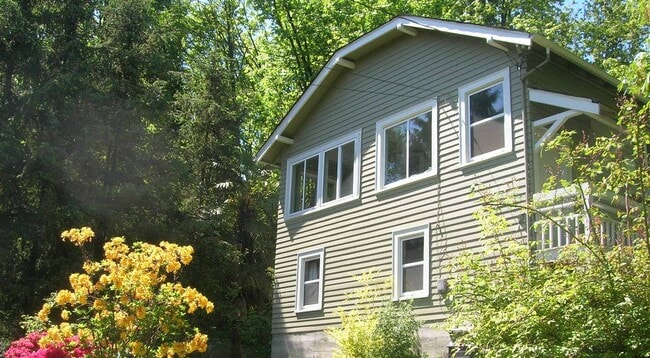 8820 40th Ave S in Seattle, WA - Building Photo - Building Photo