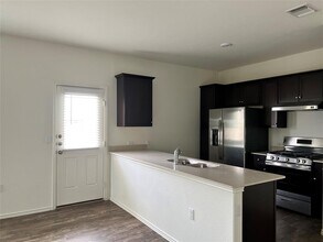 7501 Ivy Trellis Trl in Austin, TX - Building Photo - Building Photo