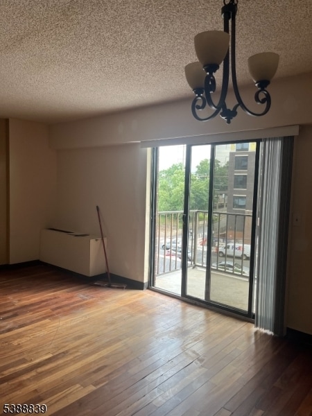 10 N Wood Ave in Linden, NJ - Building Photo
