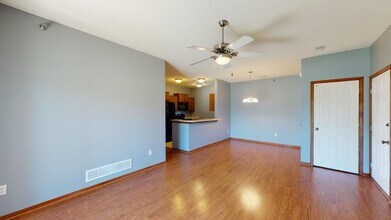 1835 SW White Birch Cir in Ankeny, IA - Building Photo - Building Photo