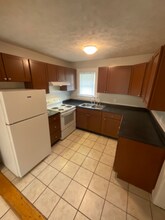 416 E Hillside Dr in Bloomington, IN - Building Photo - Building Photo