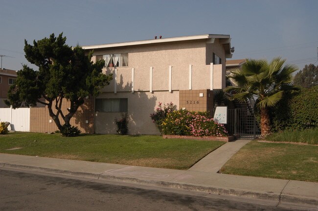 5216 Canoga St in Montclair, CA - Building Photo - Building Photo