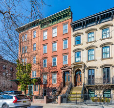 502 Hudson St in Hoboken, NJ - Building Photo - Building Photo