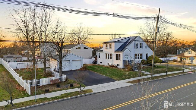 58 Brotherhood St in Piscataway, NJ - Building Photo - Building Photo