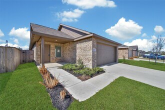 17715 Grv Hl Dr in Hockley, TX - Building Photo - Building Photo