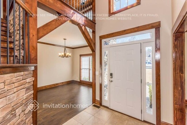 6223 Spring Lake Dr in Flowery Branch, GA - Foto de edificio - Building Photo