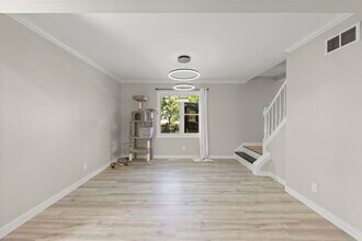 972 Westgate Dr in Aurora, IL - Building Photo - Building Photo