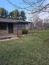 2344 E Textile Rd in Saline, MI - Building Photo - Building Photo