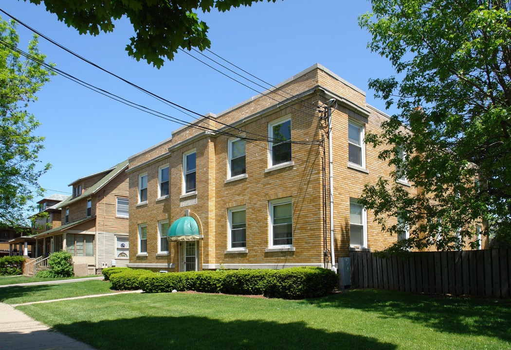 Ethel Apartments in Lansing, MI - Building Photo