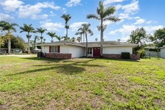 3778 Hanover St in Ft. Myers, FL - Building Photo - Building Photo