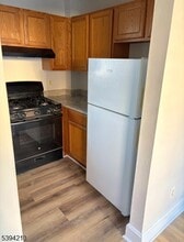 64 James St in Bloomfield, NJ - Building Photo - Building Photo