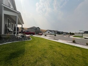 395 Elouise Cobell St in Helena, MT - Building Photo - Building Photo