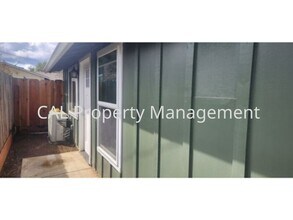 347 8th St in Greenfield, CA - Building Photo - Building Photo