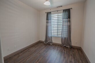 29233 Las Brisas Rd in Santa Clarita, CA - Building Photo - Building Photo