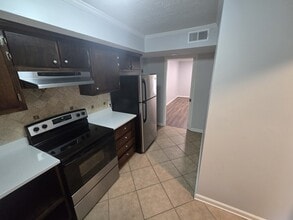 775 Wilson Cir SW in Marietta, GA - Building Photo - Building Photo
